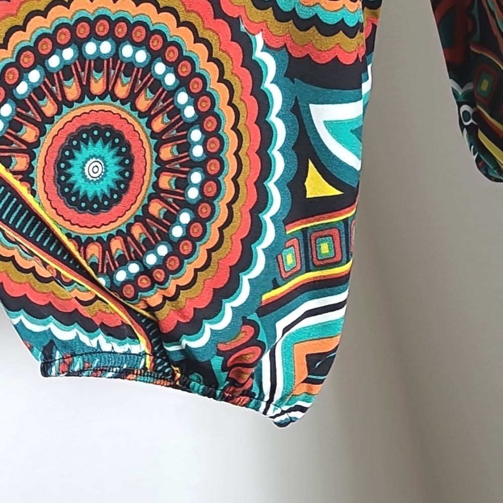 Luxe USA Colorful Abstract Art Jersey Dress, Size Large - Picture 6 of 10